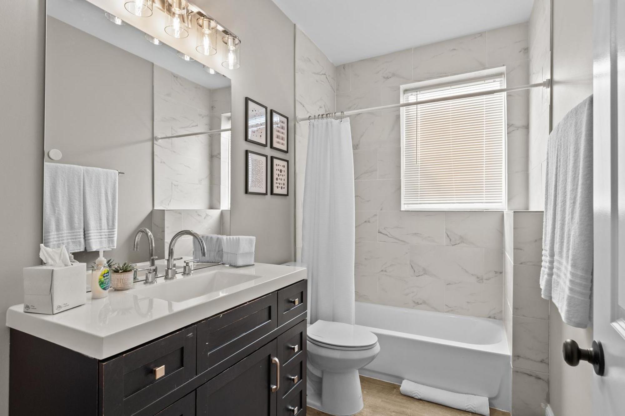 West End Whimsy | Jz Vacation Rentals Tower Grove 外观 照片